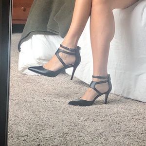 Marc Fisher black heels
